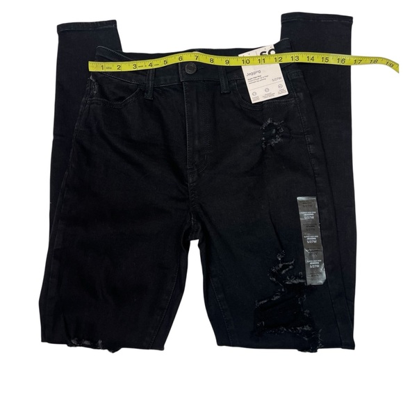 NWT SO Jeggings High Rise Sz 5 (27 W) Destroyed - Picture 5 of 12